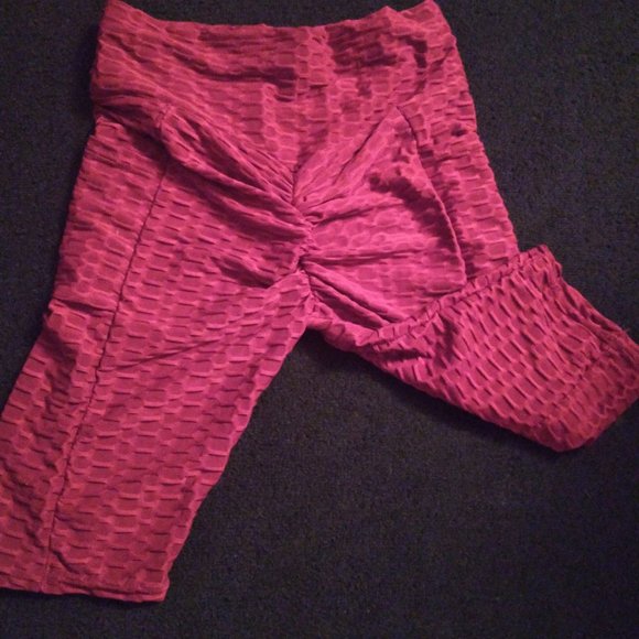 Exercise shorts - Picture 1 of 3